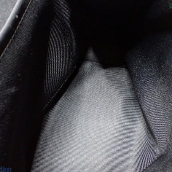 ＬＯＵＩＳ　ＶＵＩＴＴＯＮ  Clapton backpack with Shoulder Strap and dust bag - Picture 9 of 10